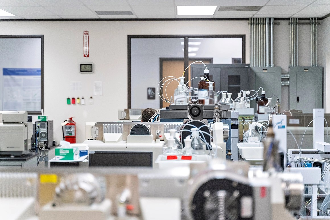 Laboratory instruments